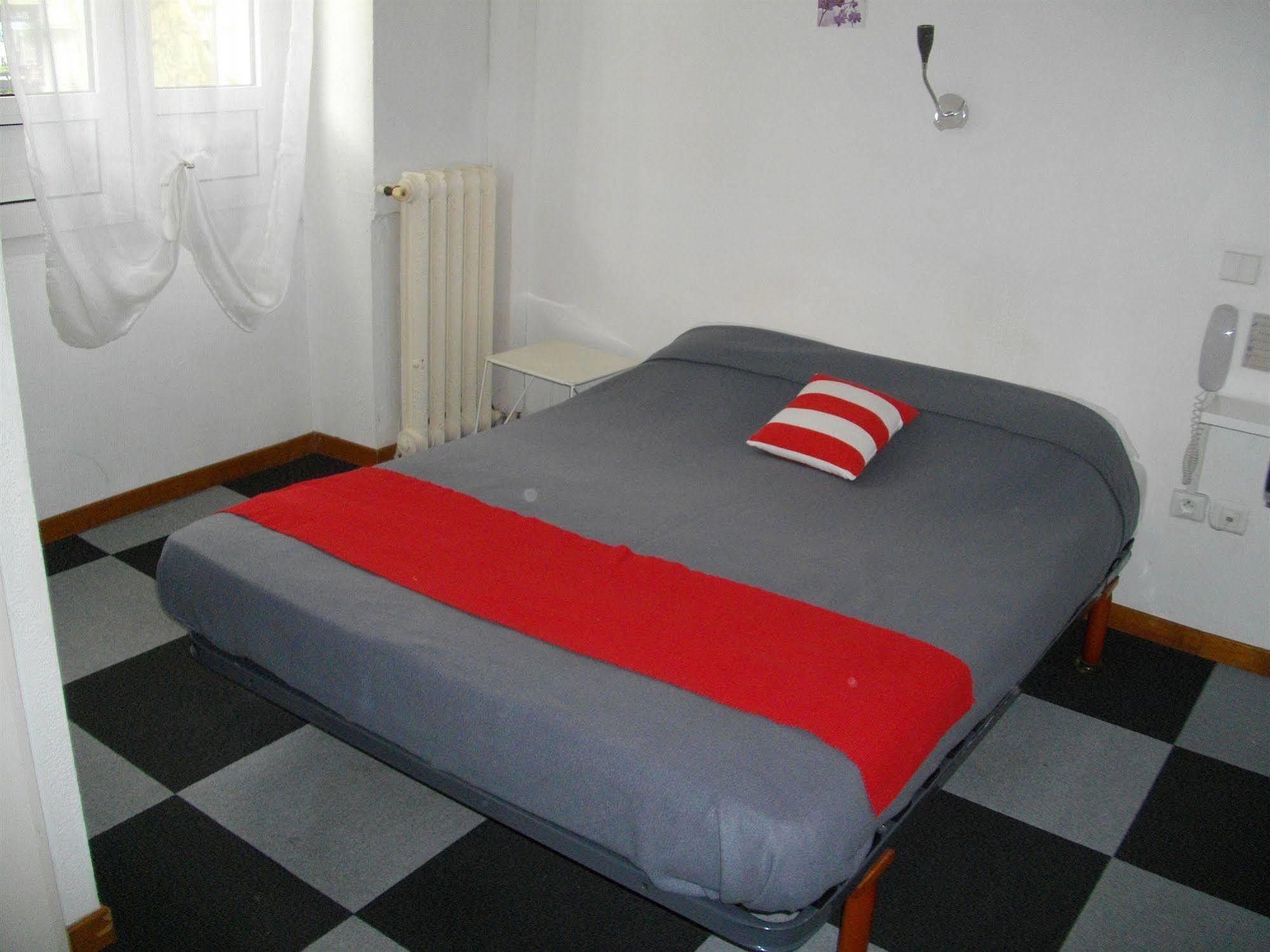 קרקסון Hotel Central מראה חיצוני תמונה
